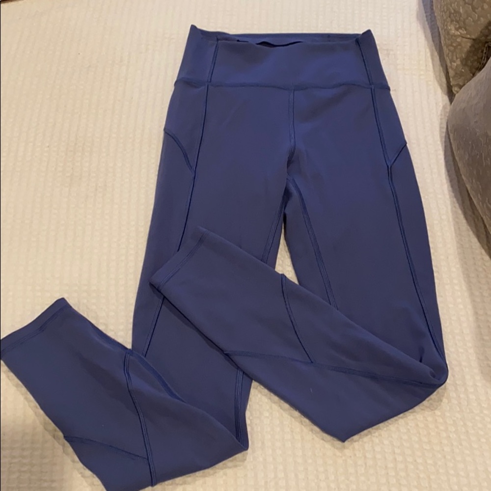 Lulu lemon 7/8 leggings size 4